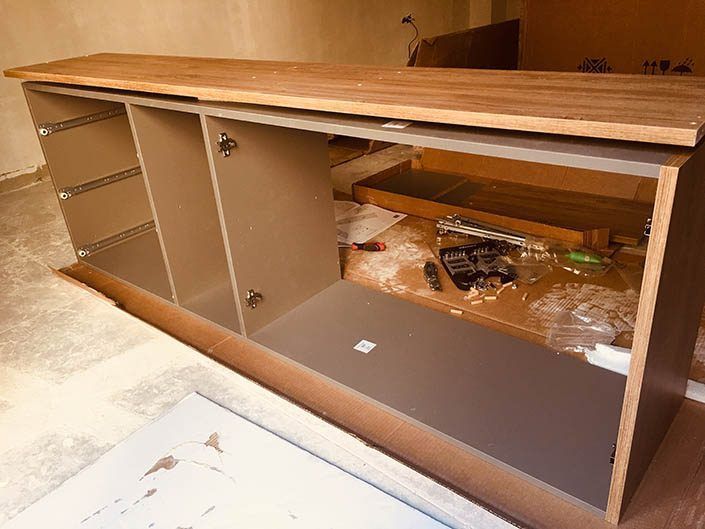 montar muebles en caja