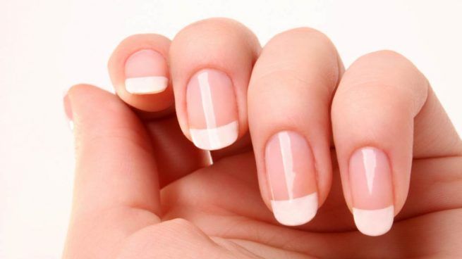 manicura francesa